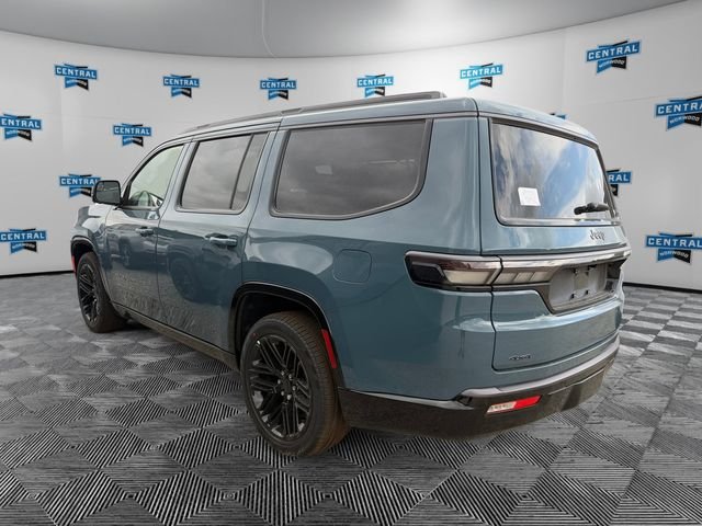 New 2026 Steel Blue Exterior Paint Jeep Limited Reserve image 3