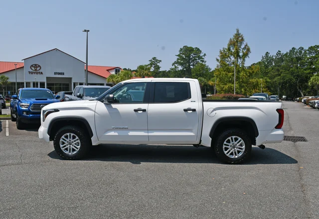 2022 Toyota Tundra SR5