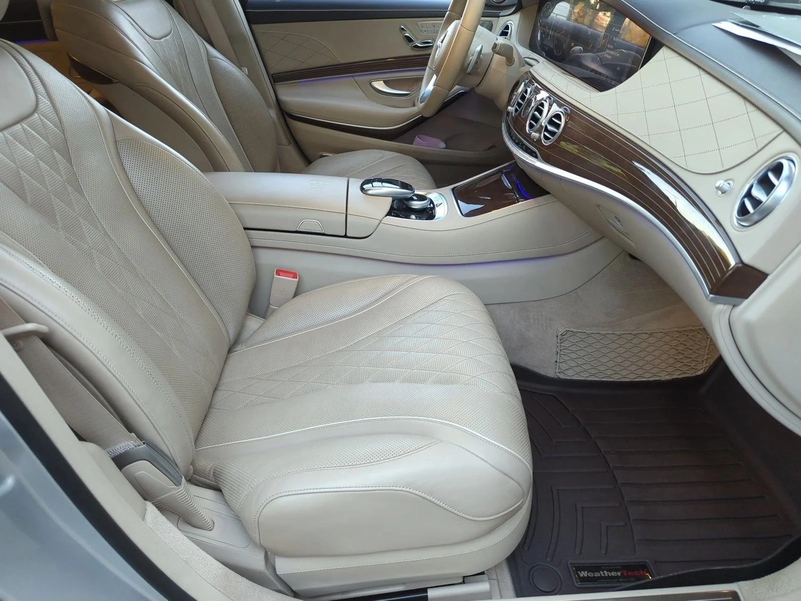 Used 2020 Iridium Silver Metallic Mercedes-Benz Maybach S 560 image 22