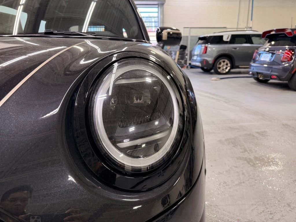 New 2027 Midnight Black II Metallic MINI  image 9