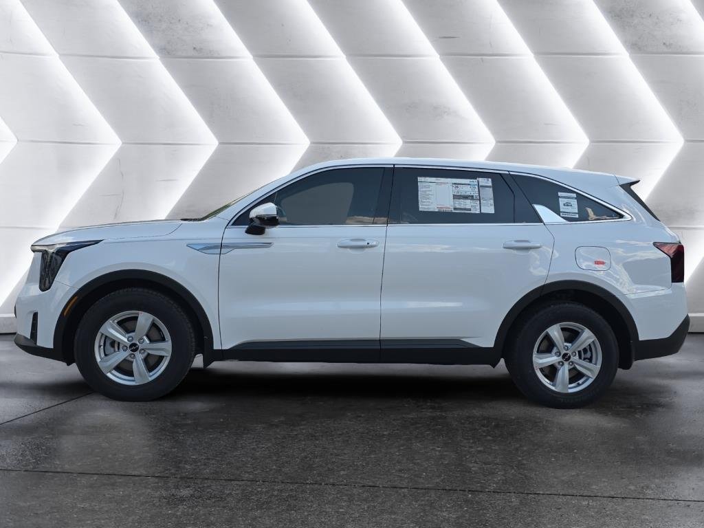 2026 Kia Sorento LX - Photo 2