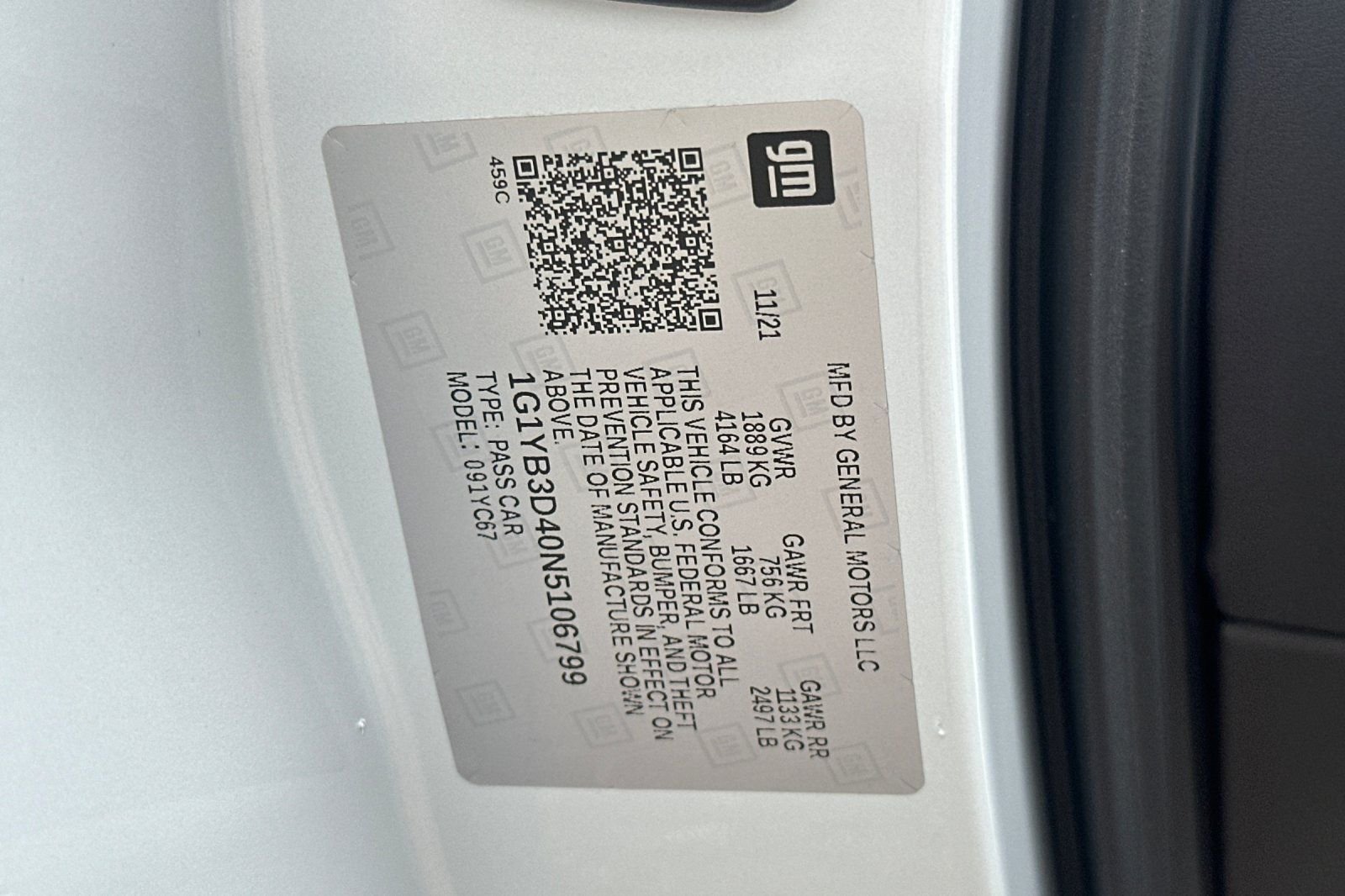 Used 2022 White Chevrolet Stingray image 30