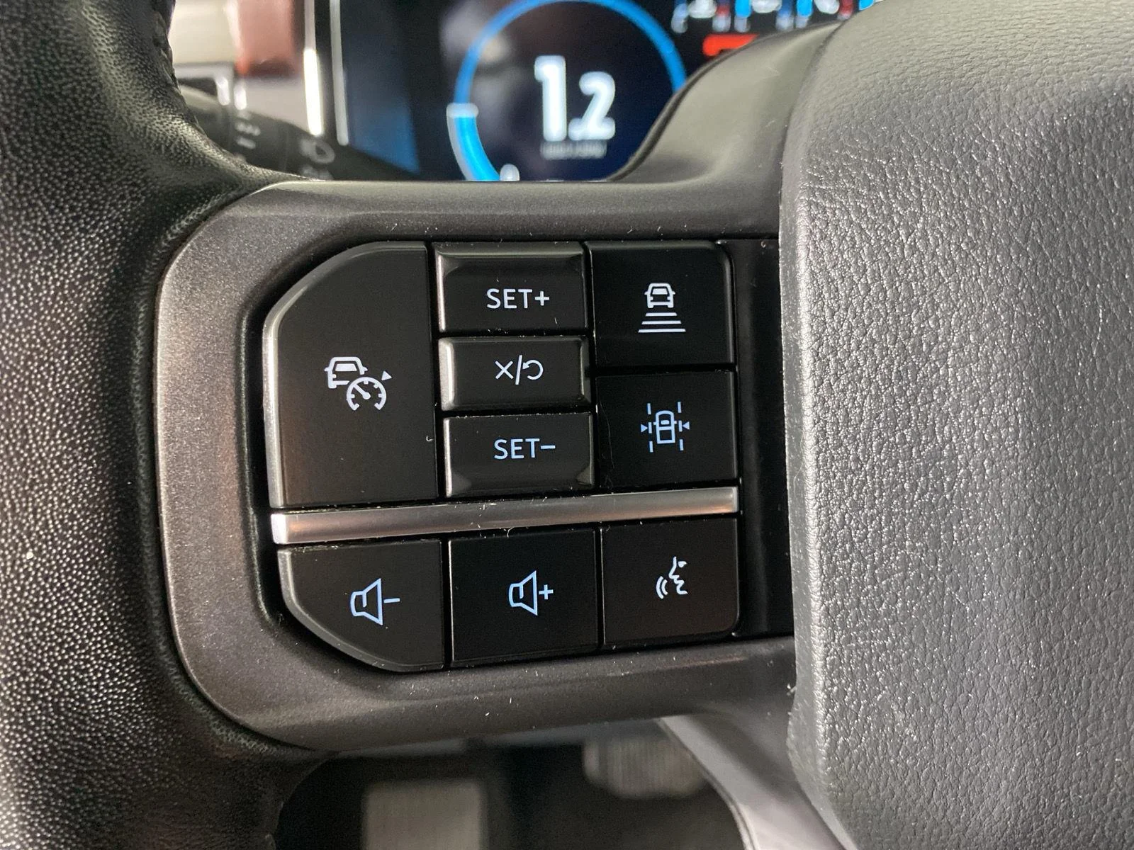 Used 2023 Agate Black Ford LARIAT image 16