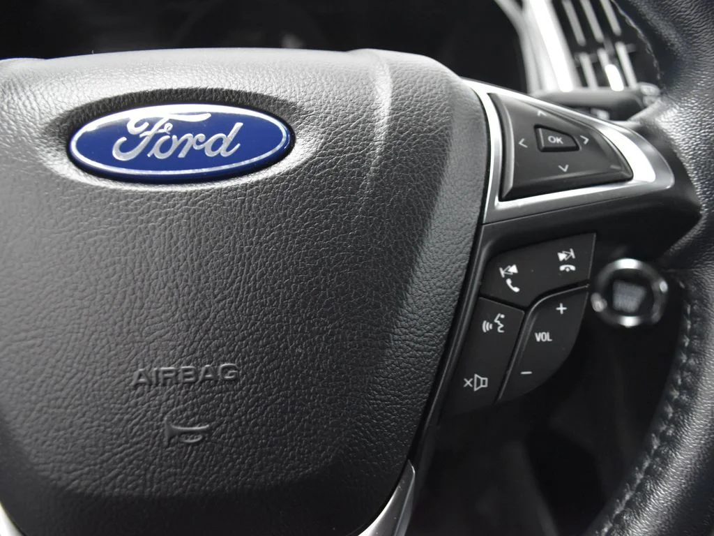 2024 Ford Edge Titanium - Photo 15