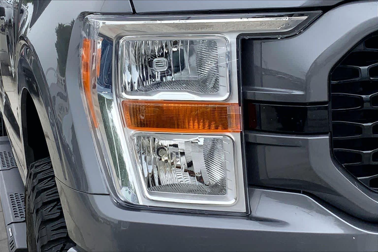 Used 2021 Carbonized Gray Ford XL image 23