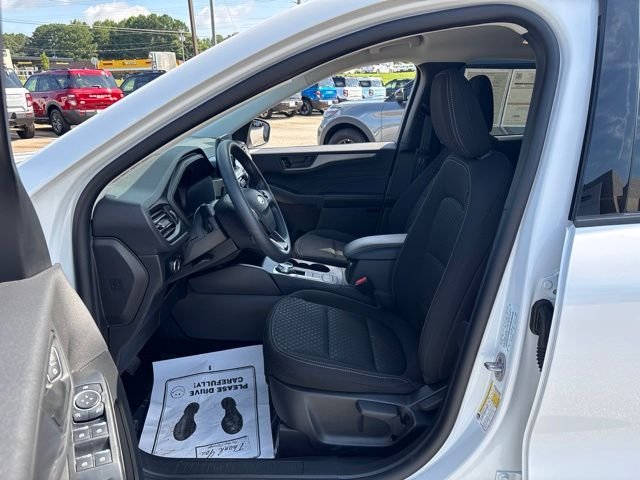 Used 2025 White Ford Active image 12