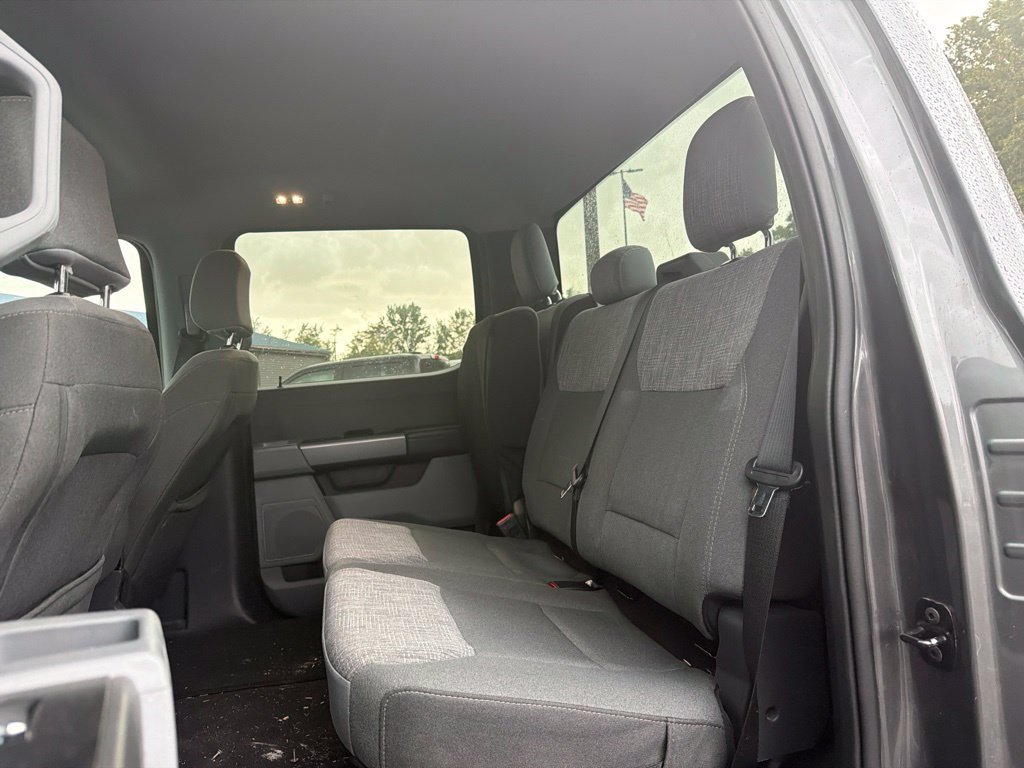 Used 2025 Gray Ford XLT image 25