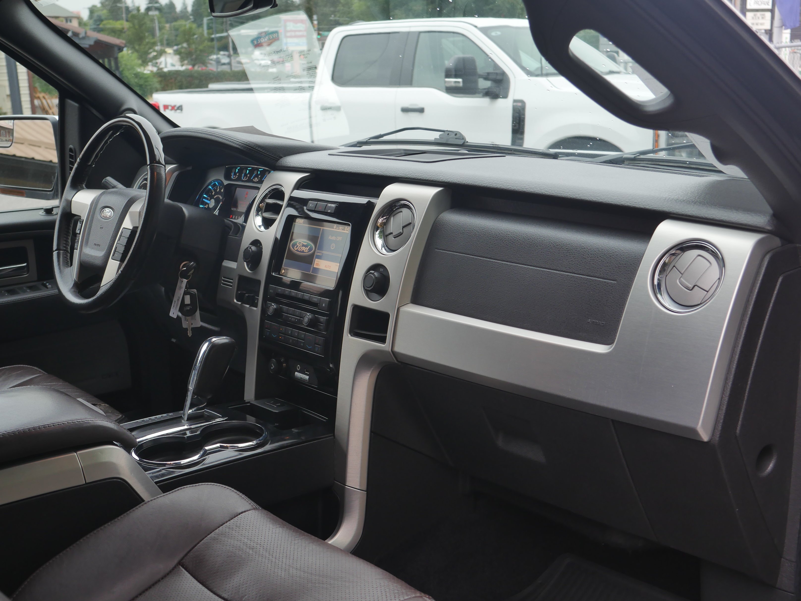 Used 2012 Tuxedo Black Metallic Ford Platinum image 30