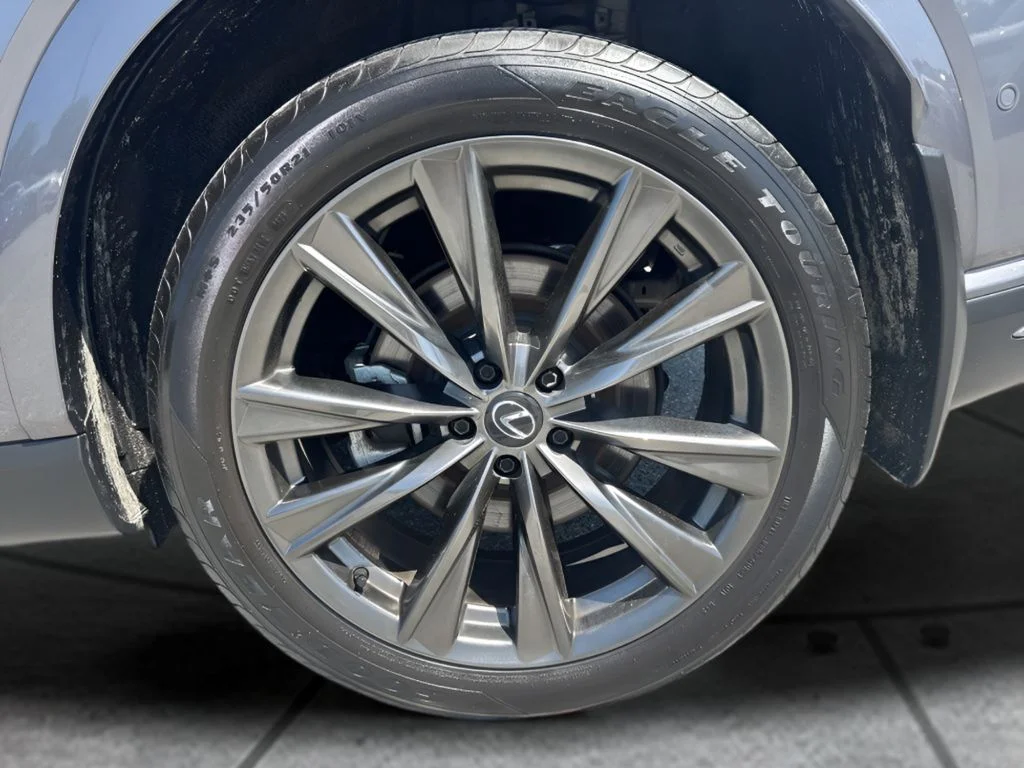 Used 2023 Gray Lexus 350 F Sport Handling image 29