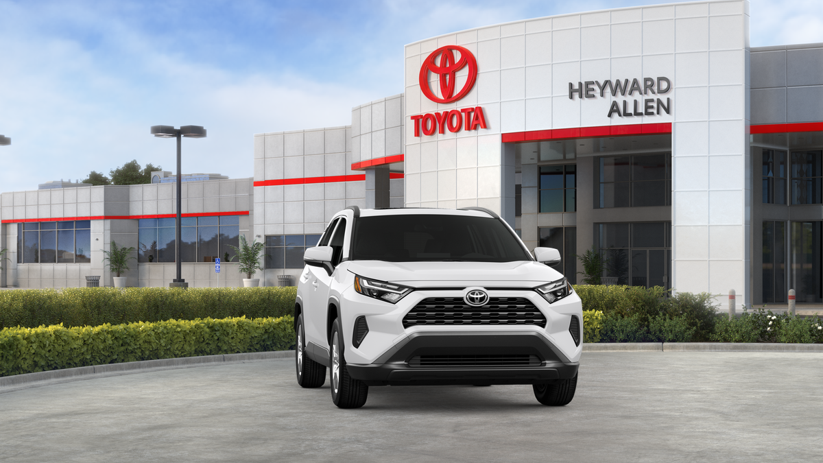 New 2025 Ice Cap Toyota XLE image 38