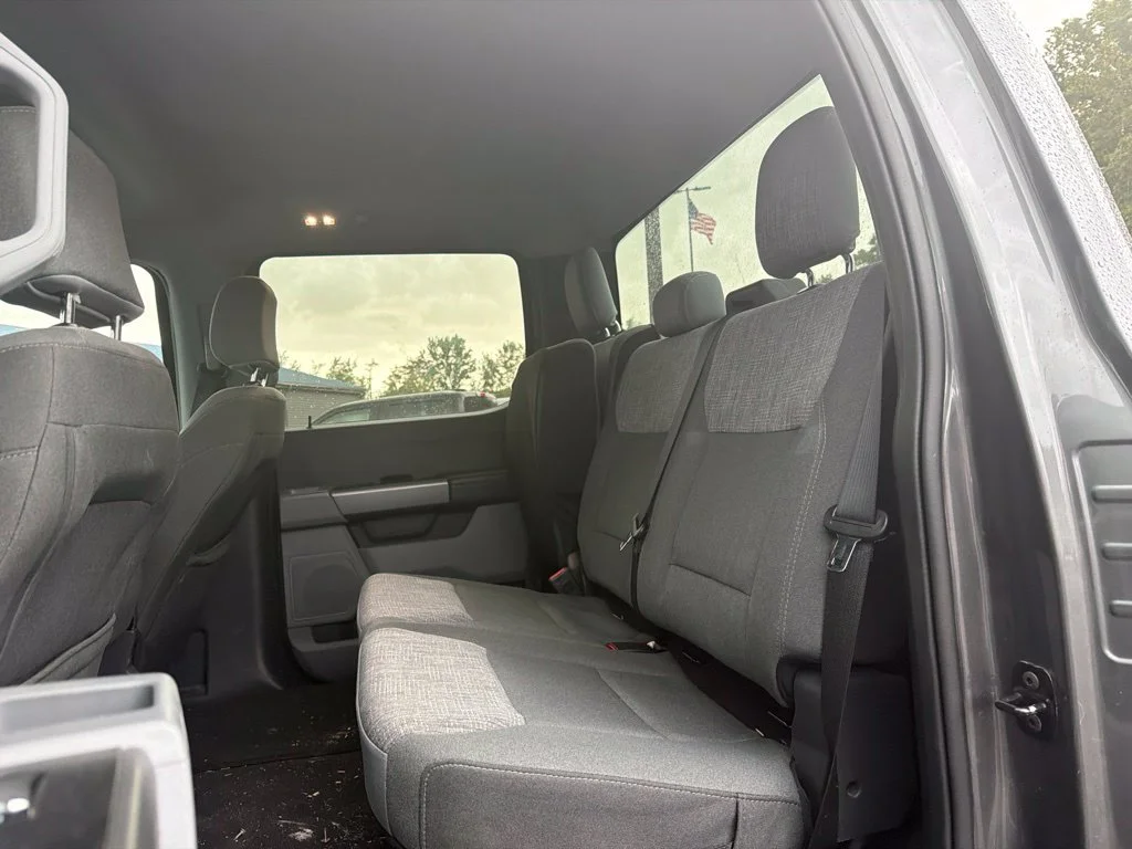 Used 2025 Gray Ford XLT image 25