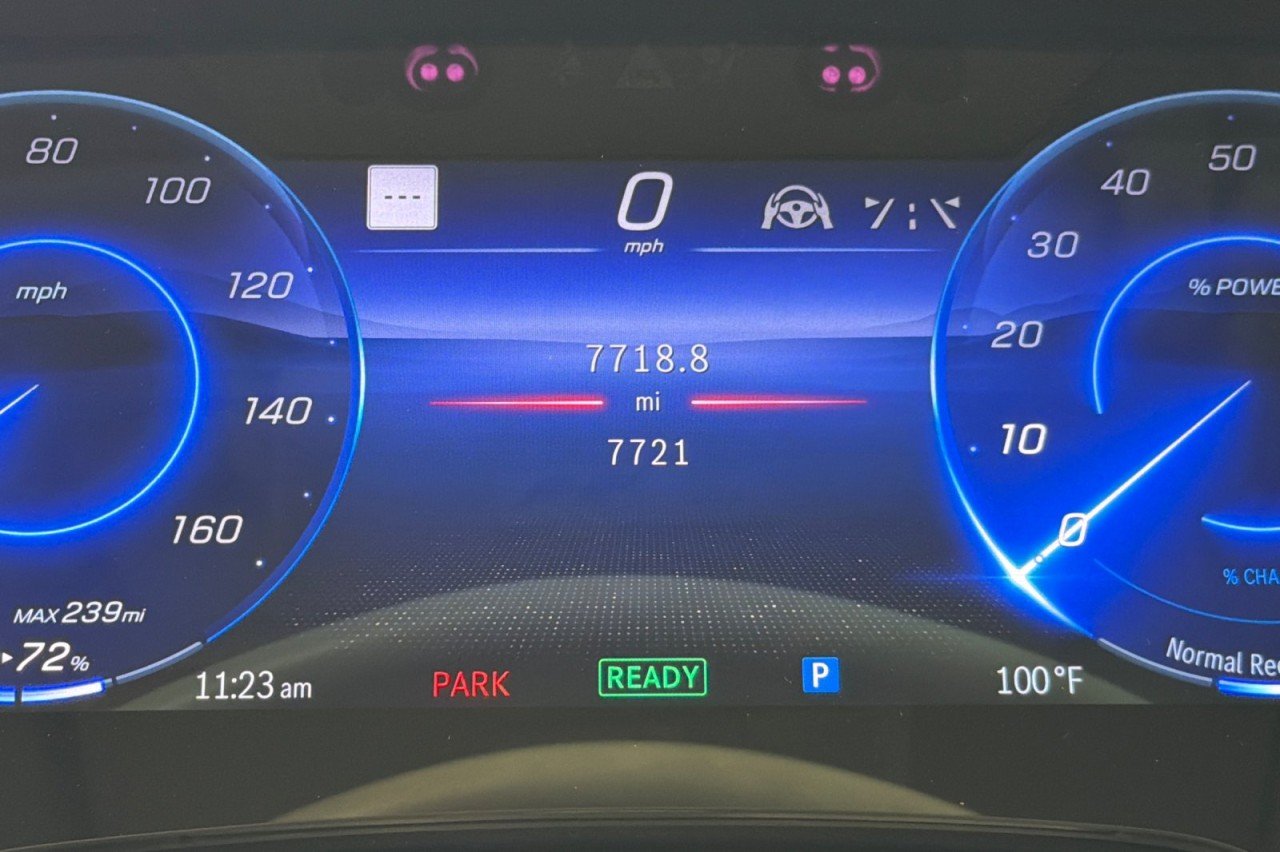 Used 2024 Twilight Blue Metallic Mercedes-Benz EQS 450+ image 24