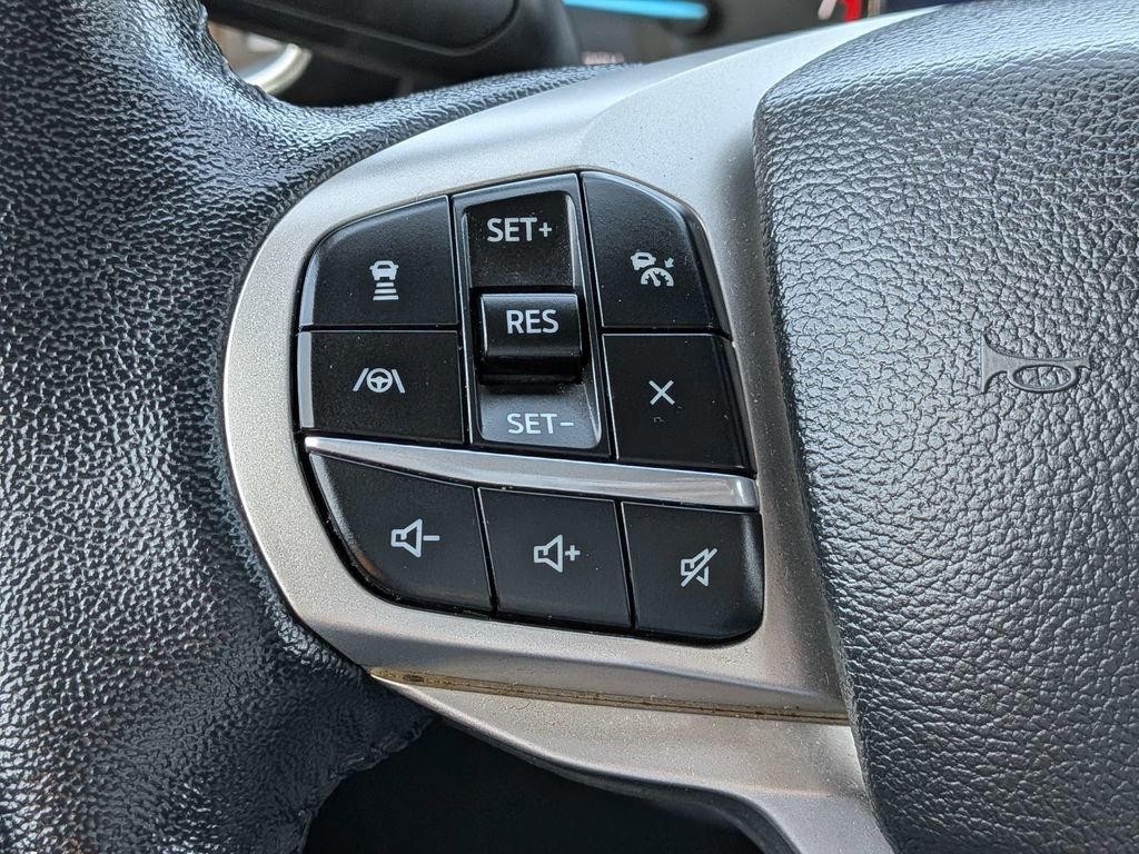 Used 2022 Gray Ford Limited image 26