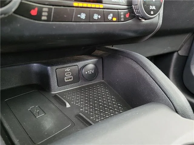 Used 2023 Shadow Black Ford Badlands 4x4 image 16