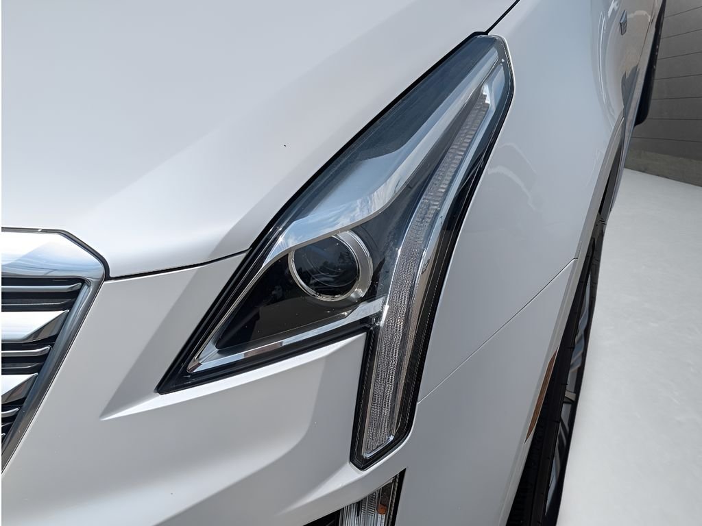 Used 2017 Crystal White Tricoat Cadillac Luxury FWD image 12