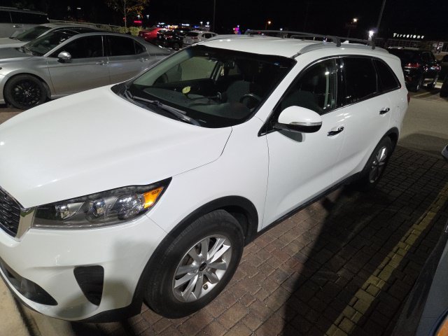 Used 2019 White Kia LX image 3