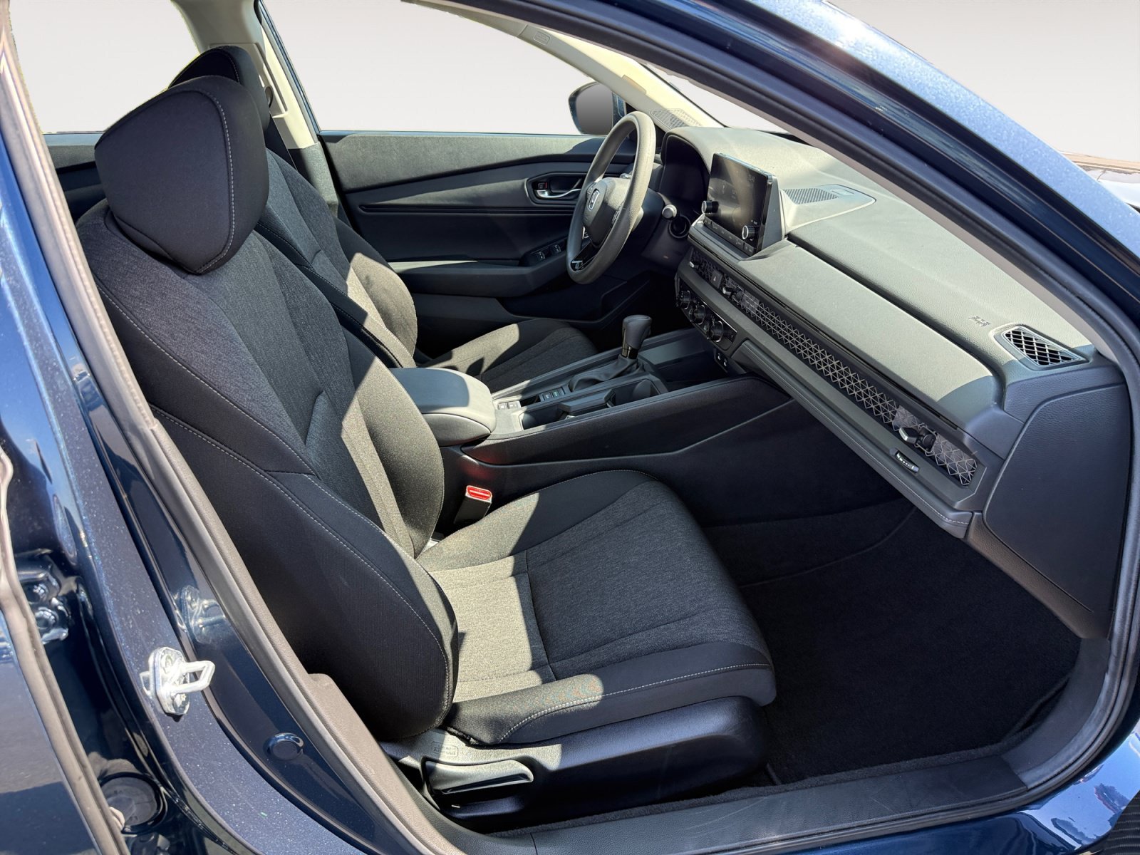 2024 Honda Accord EX - Photo 39