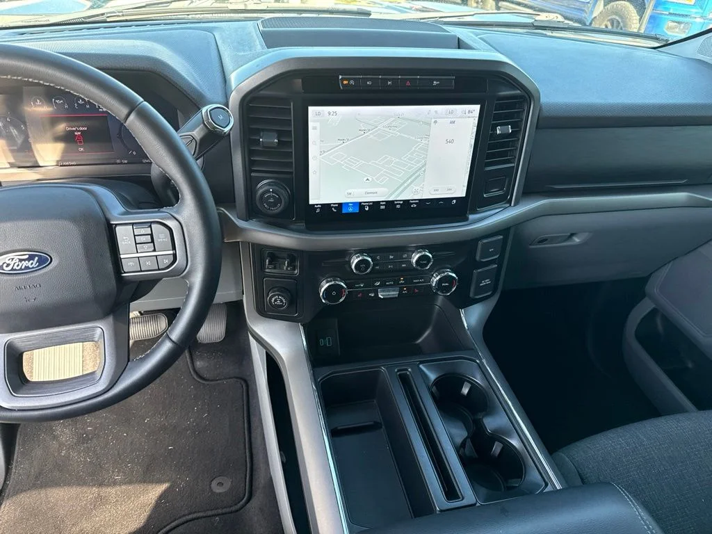 Used 2024 Black Metallic Ford XLT image 8