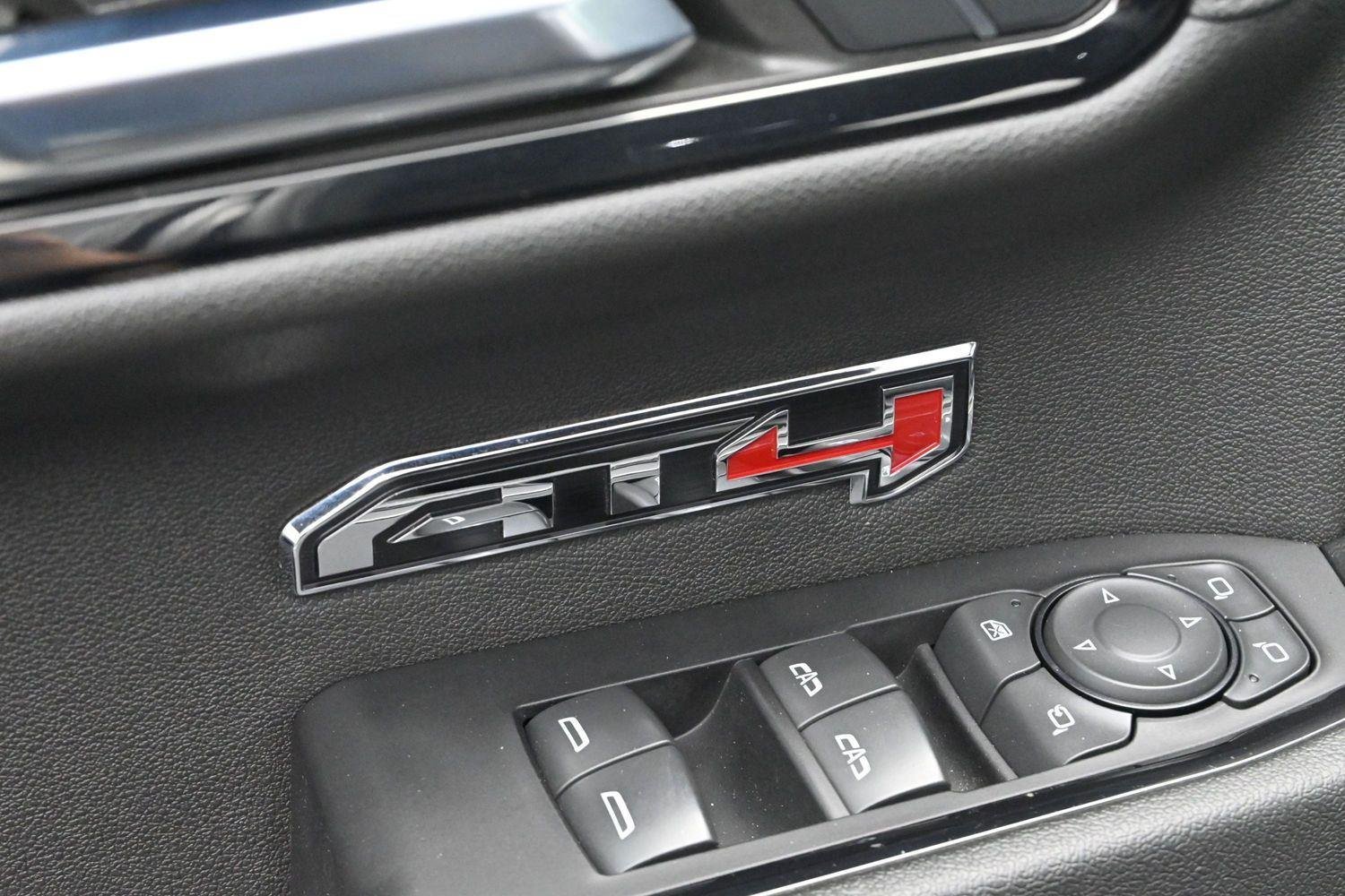 Used 2024 Onyx Black GMC AT4 image 12