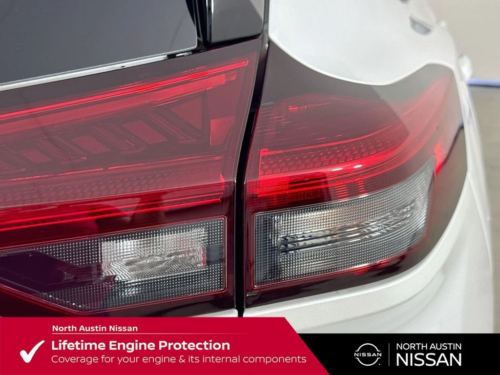 New 2026 White Nissan Platinum image 10