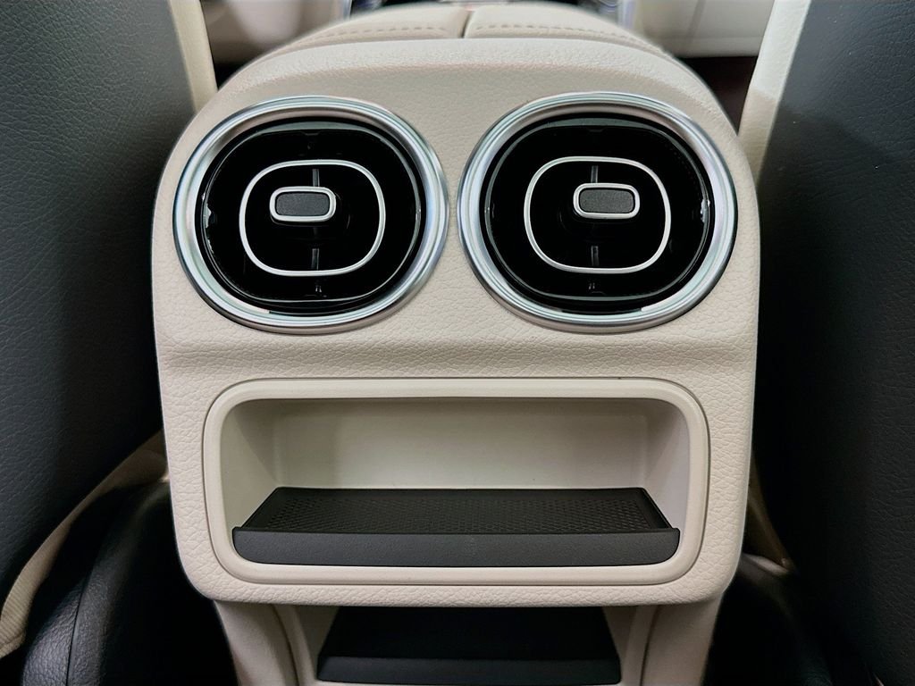New 2026 Polar White Mercedes-Benz C 300 image 27