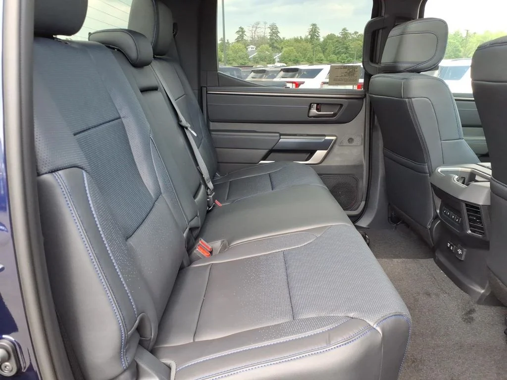 2026 Toyota Tundra Platinum - Photo 11