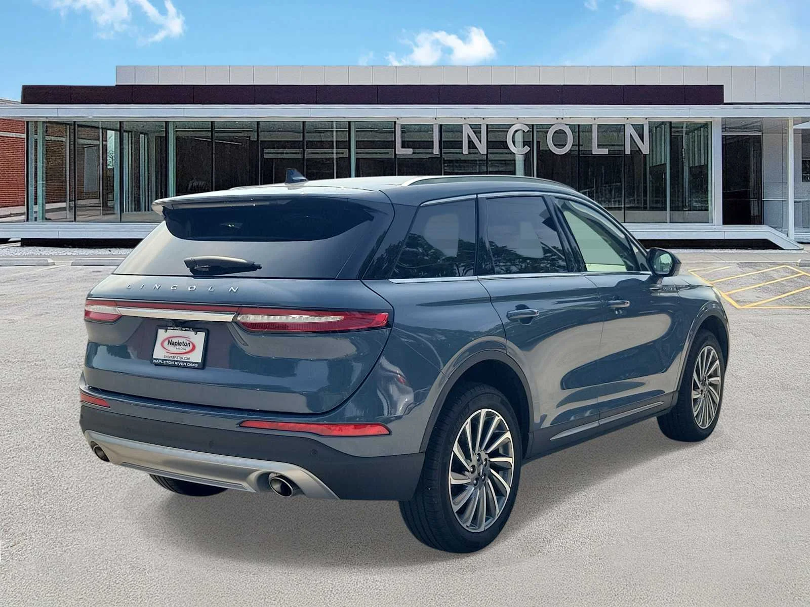 Used 2023 Vapor Blue Lincoln Reserve image 3