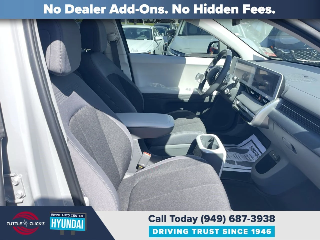 Used 2024 CYBER GRAY HYUNDAI SEL image 25
