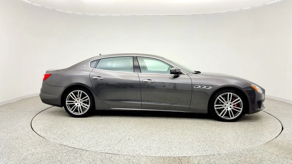 Used 2017 Grigio Maratea Metallescent Maserati S Q4 GranSport 3.0L Driver Assistance Pack+ & Cooled Front Seats image 4