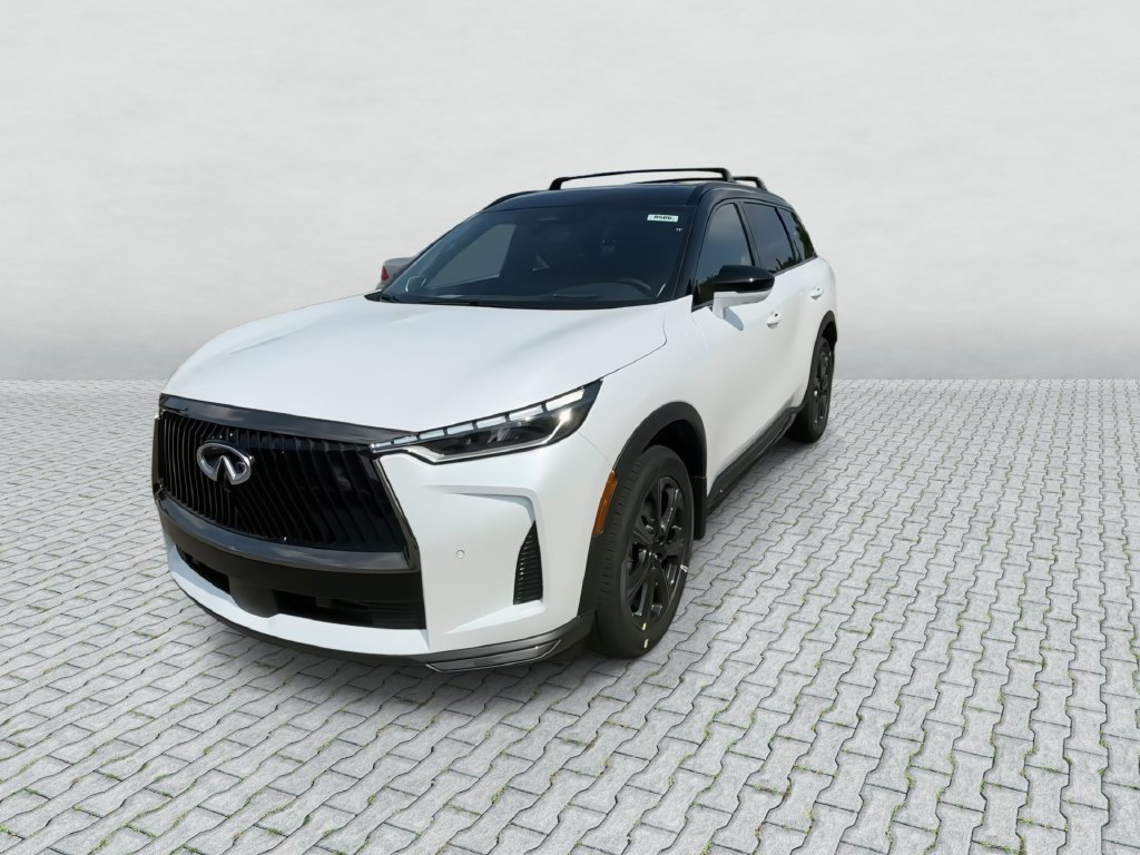 New 2027 2T RAD WHT INFINITI Autograph AWD image 3