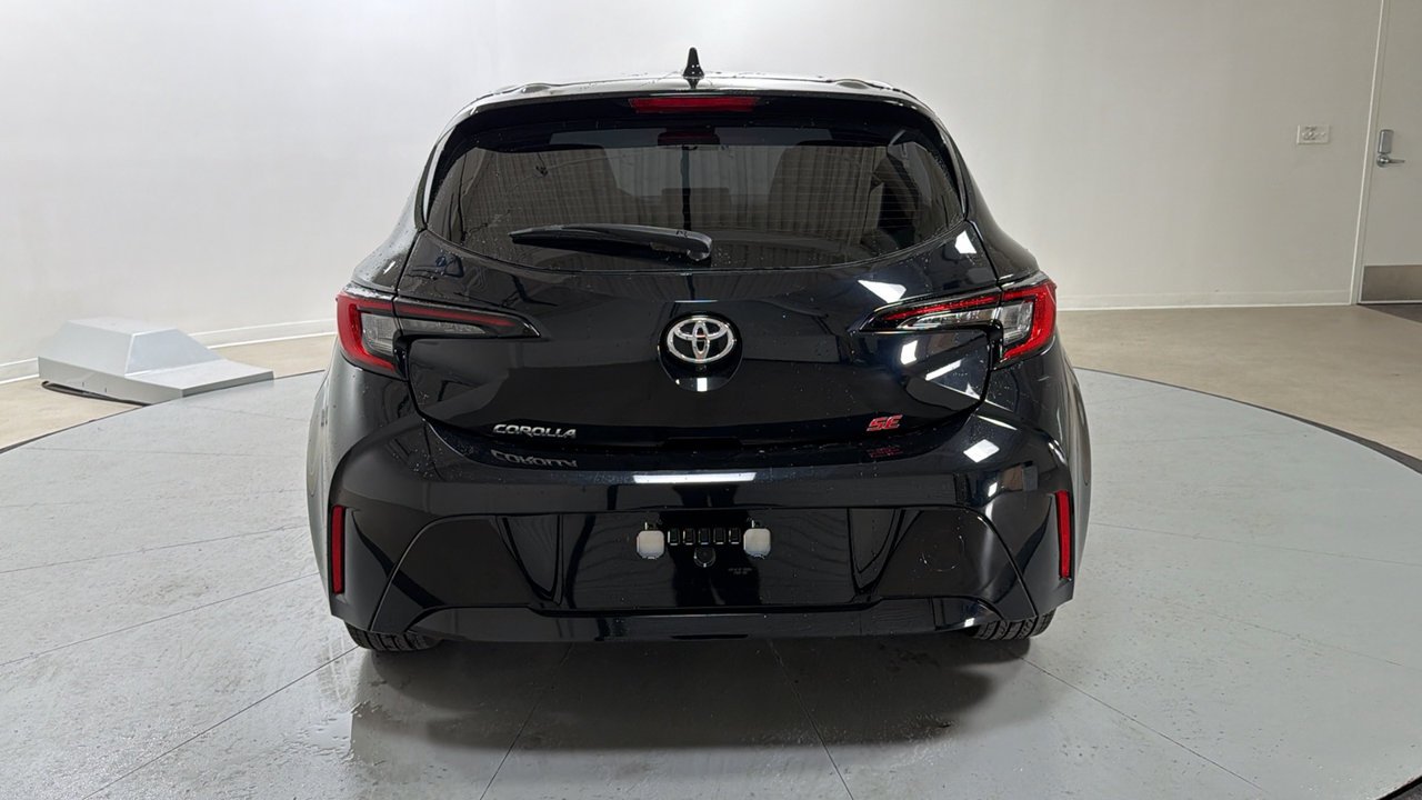 2026 Toyota Corolla Hatchback SE - Photo 4