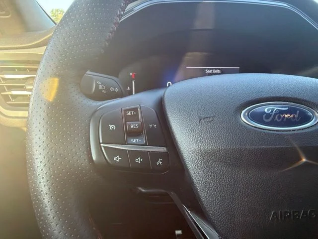 Used 2024 Gray Ford ST-Line image 39
