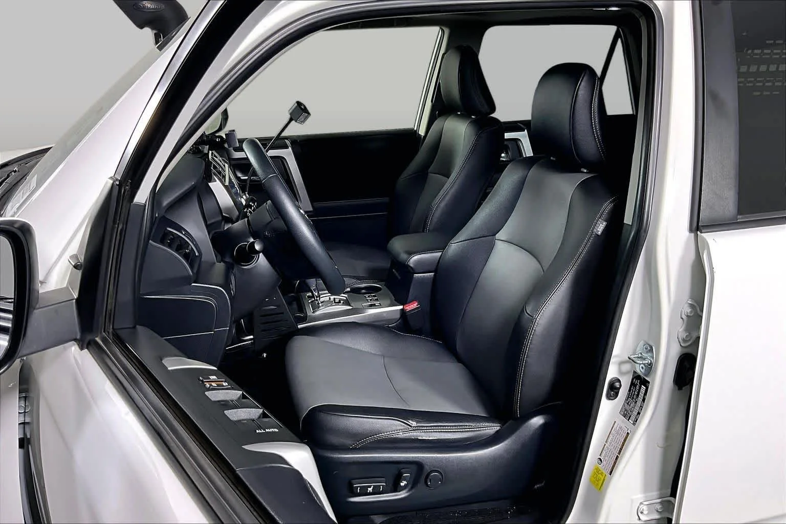 2022 Toyota 4Runner SR5 Premium - Photo 7