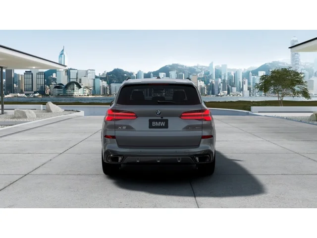 New 2026 Skyscraper Grey Metallic BMW sDrive40i image 5