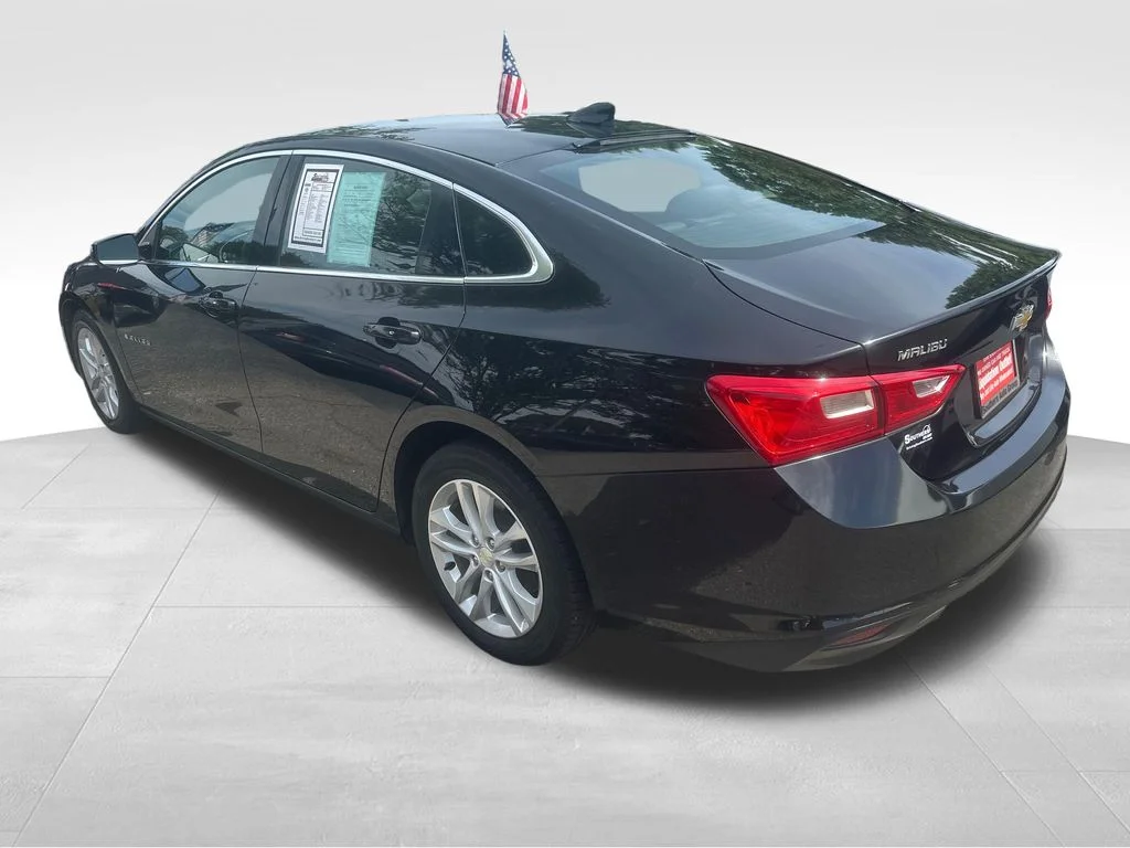 Used 2018 Black Chevrolet LT image 17