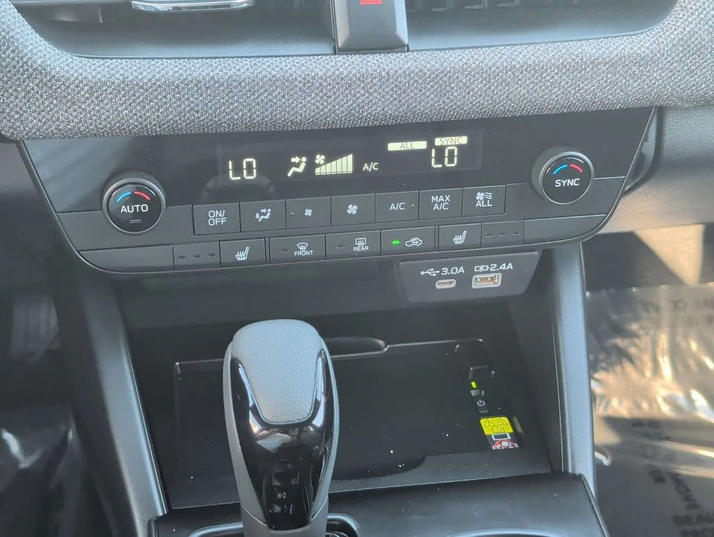 2026 Subaru Outback Limited - Photo 21