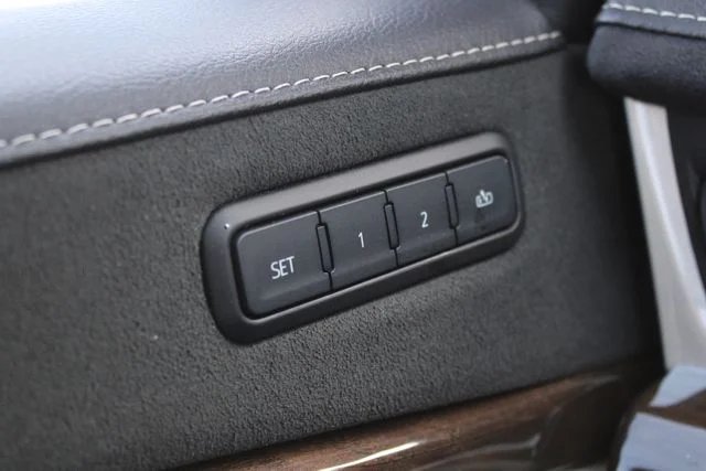Used 2020 Black Cadillac Luxury image 8