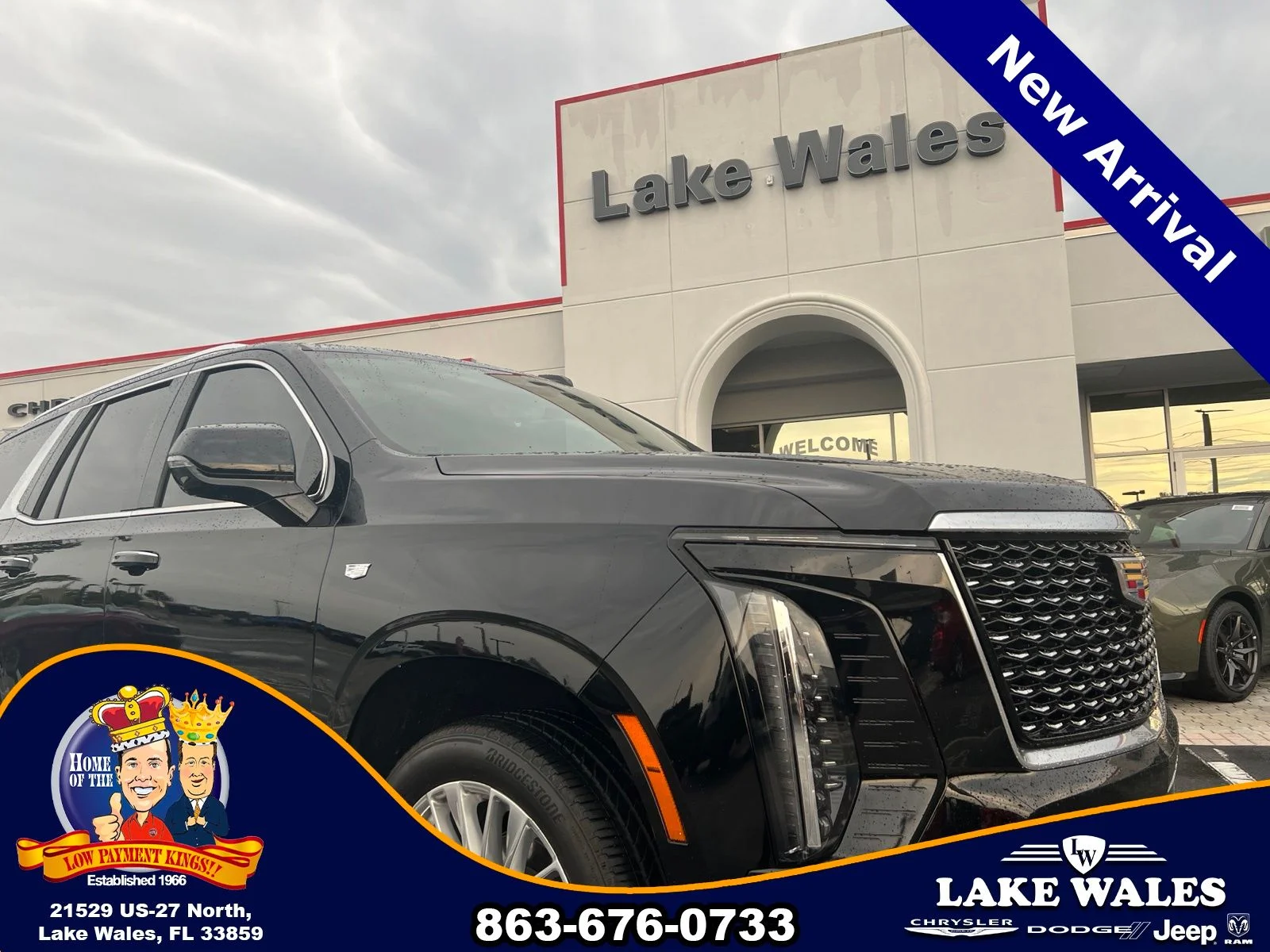 Used 2025 Black Cadillac Premium Luxury image 7
