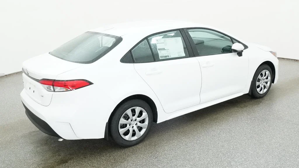 New 2027 Ice Cap Toyota LE image 18