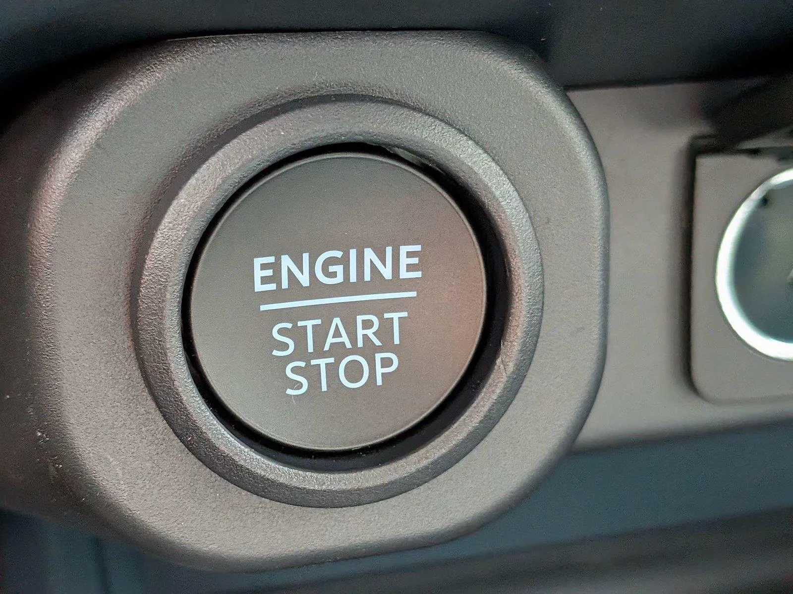 New 2026 Space White Metallic Ford Lariat® image 28