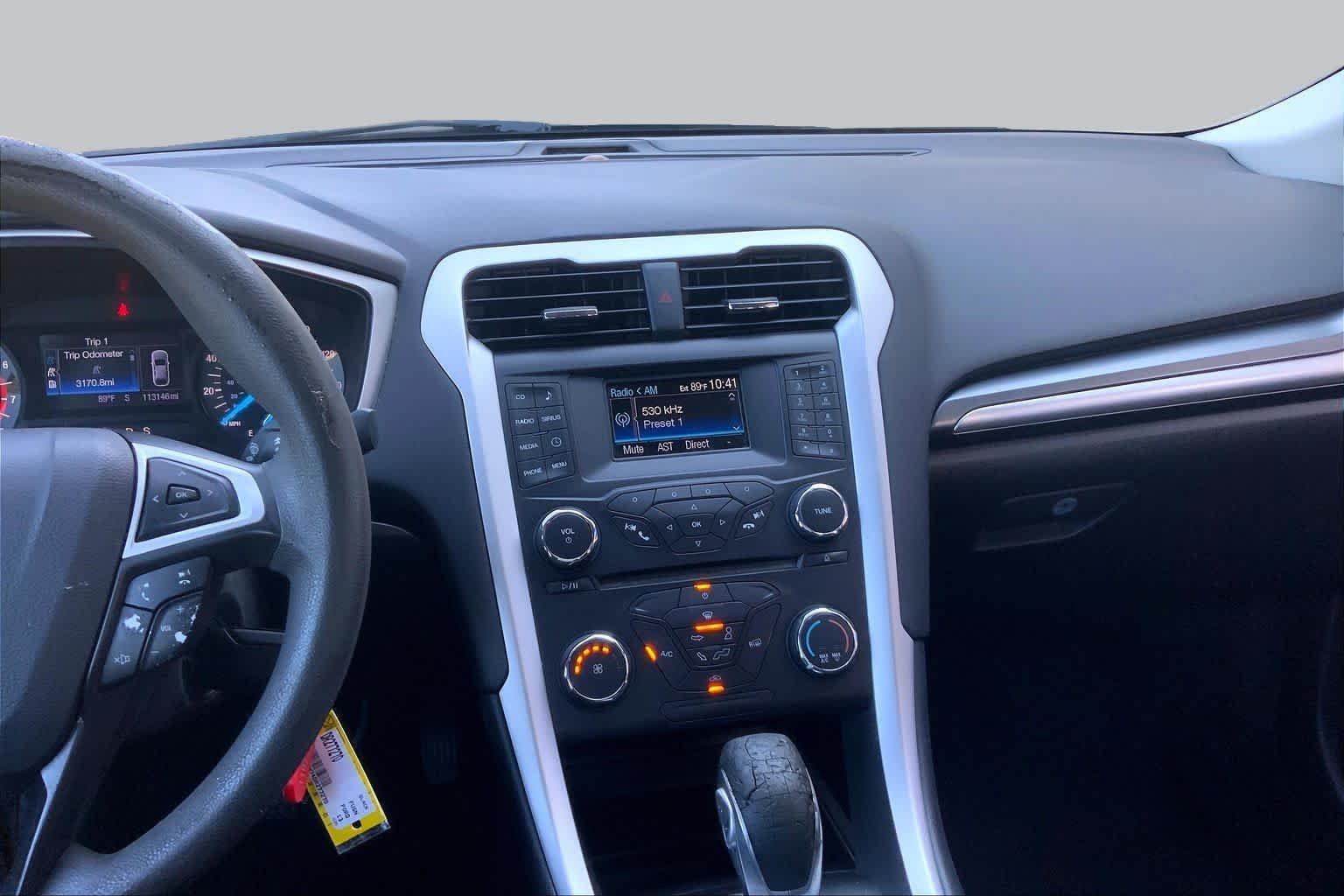 Pre-Owned 2013 Ford Fusion SE
