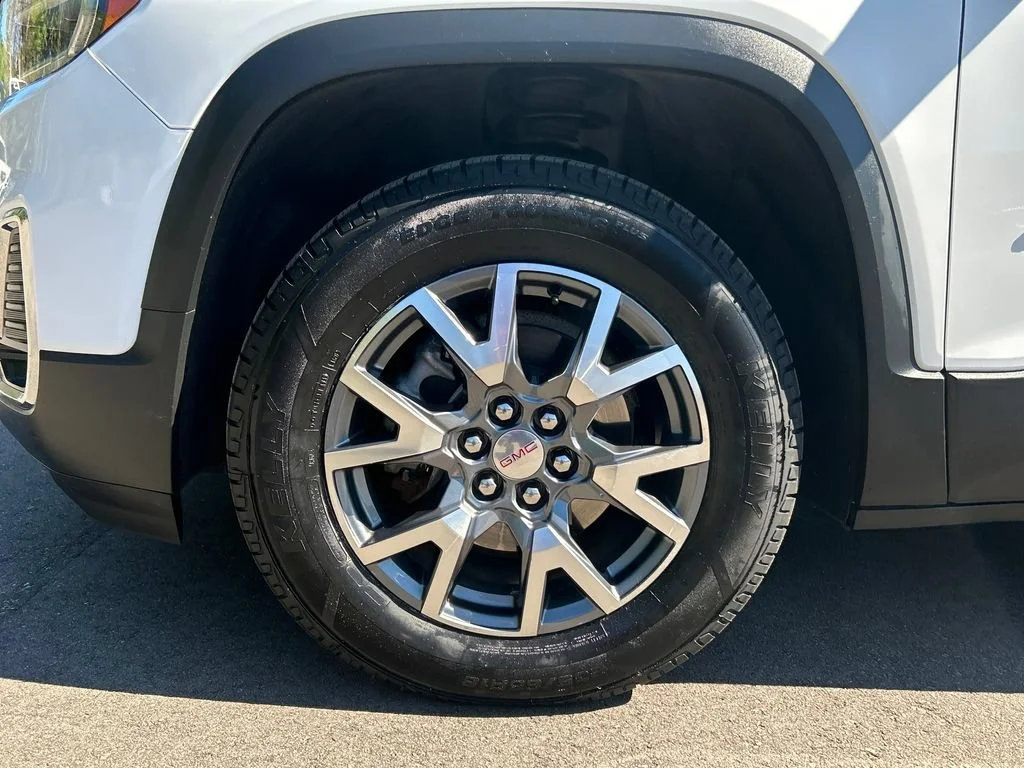 Used 2023 Summit White GMC SLT image 9