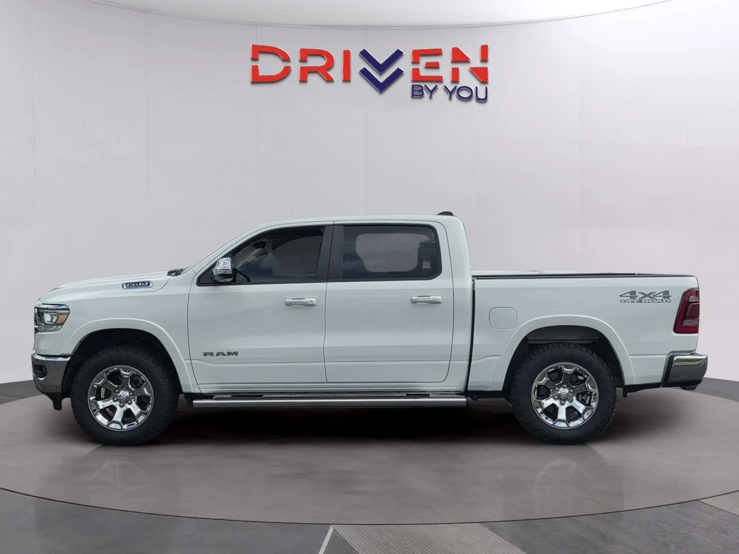 Used 2022 Bright White Clearcoat Ram Laramie image 2