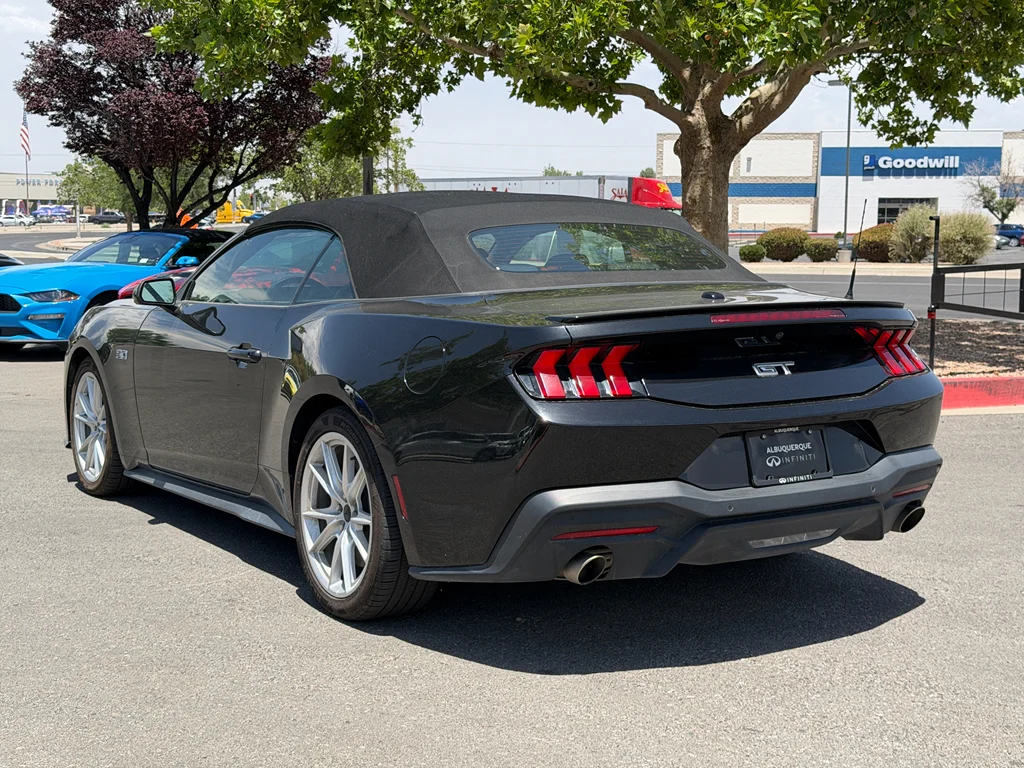 Used 2024 Shadow Black Ford CONVERTABLE PREMIUM image 8