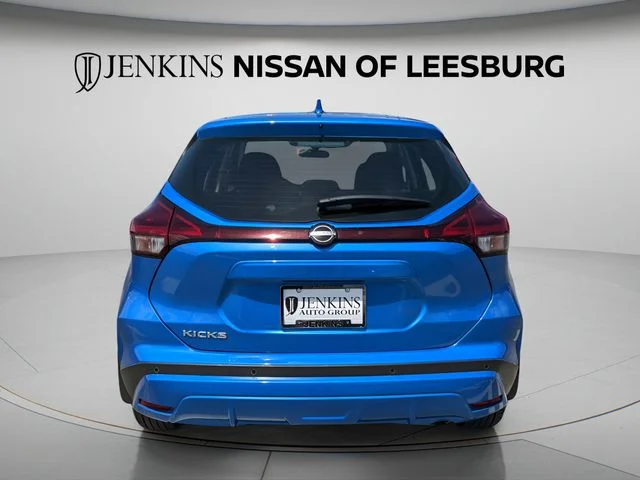 Used 2025 Blue Nissan S image 5