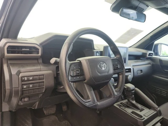 Used 2026  Toyota SR image 12