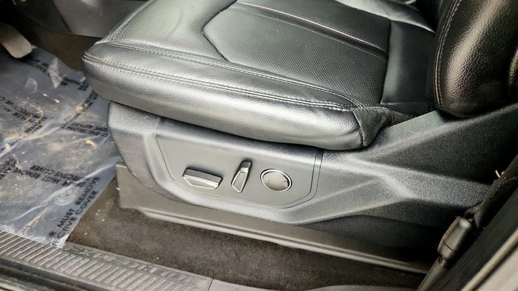 Used 2020 Magnetic Metallic Ford Limited with Voice-Activated Touch-Screen Navigation System image 11