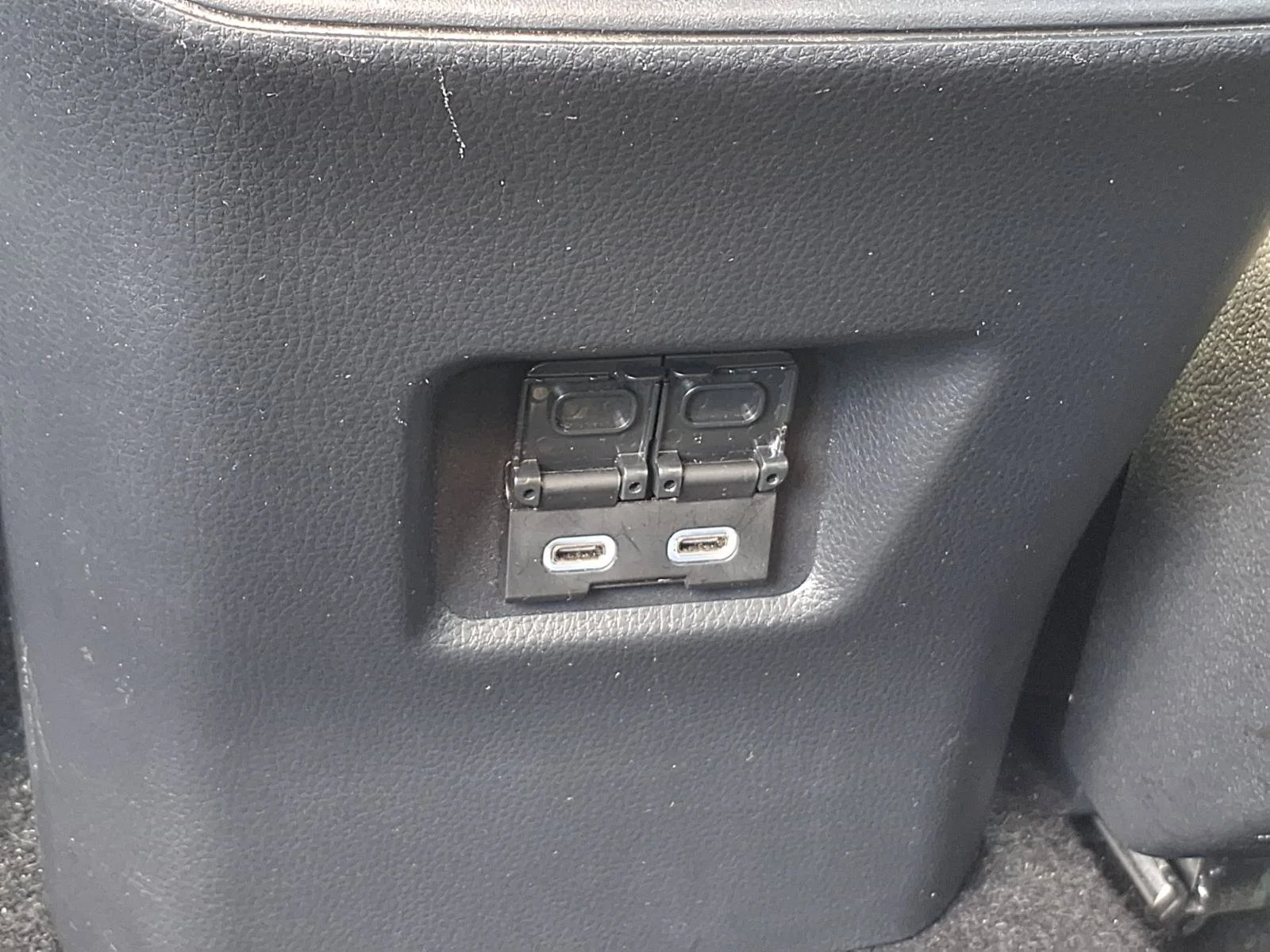 Used 2024 Silver Sky Metallic Toyota XLE image 22