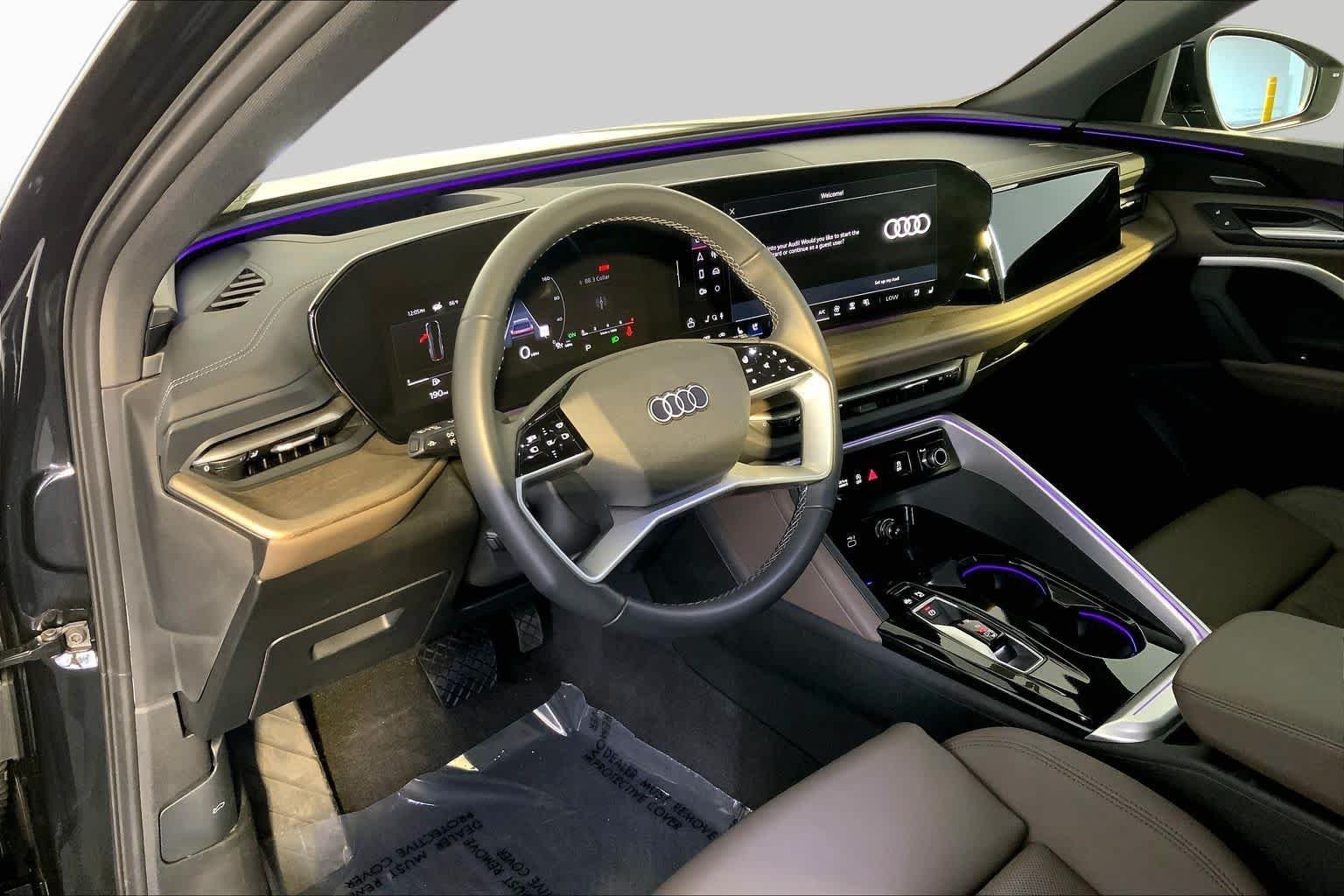 Used 2025 Mythos Black Metallic Audi Premium Plus image 18