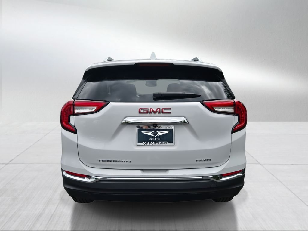 Used 2024 Summit White GMC SLT image 4